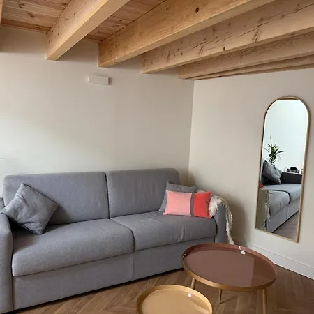 La Parenthese Naillousaine *