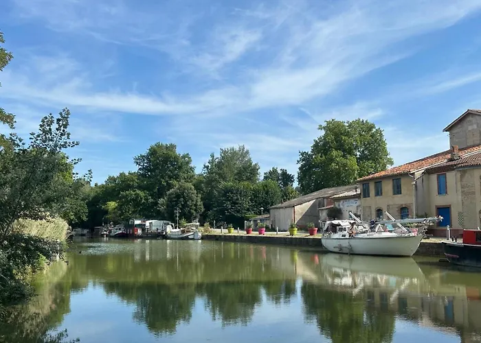 La Parenthese Naillousaine Сasa de vacaciones